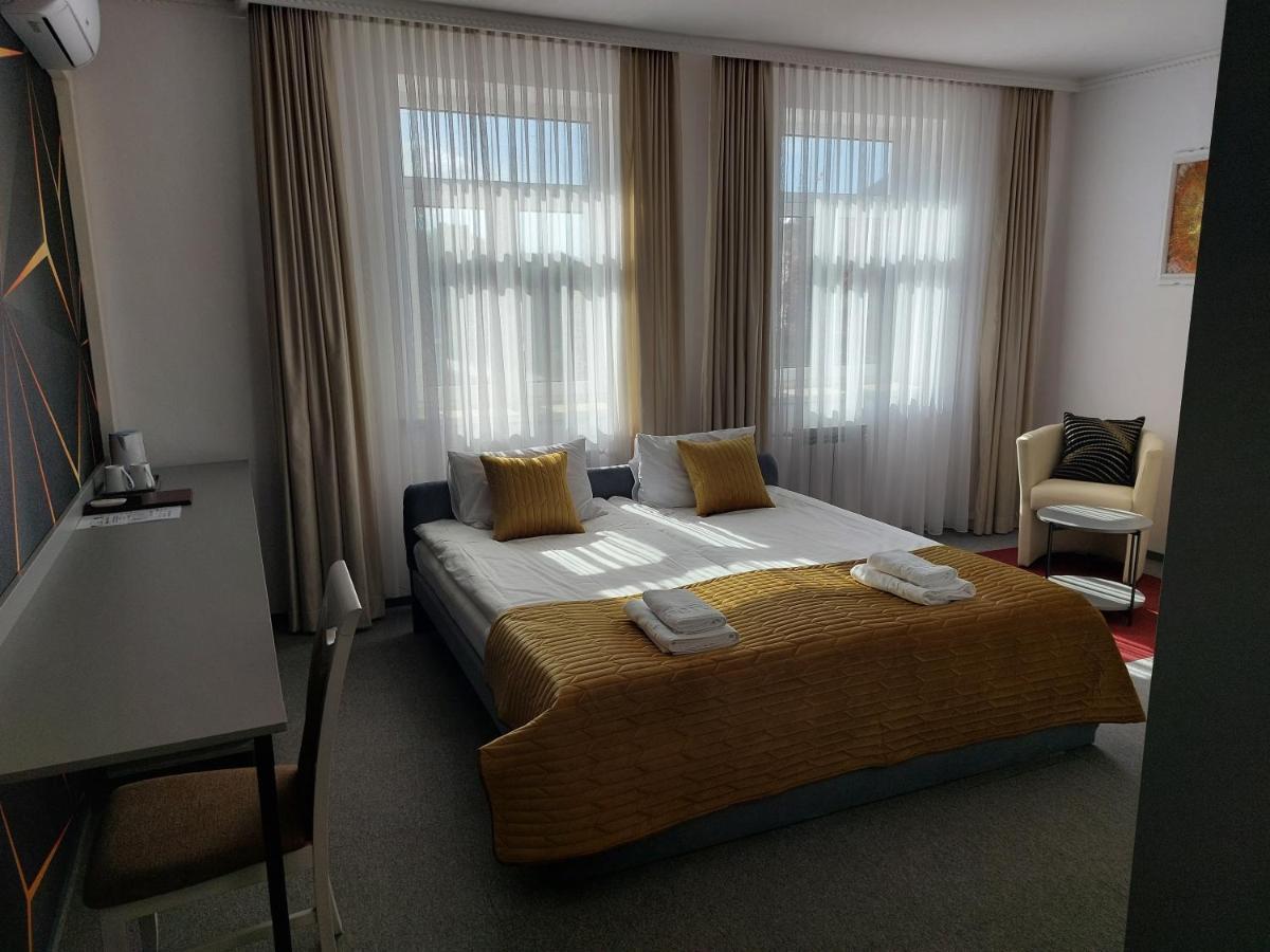 Perla Aparthotel เอากุสตูฟ ภายนอก รูปภาพ