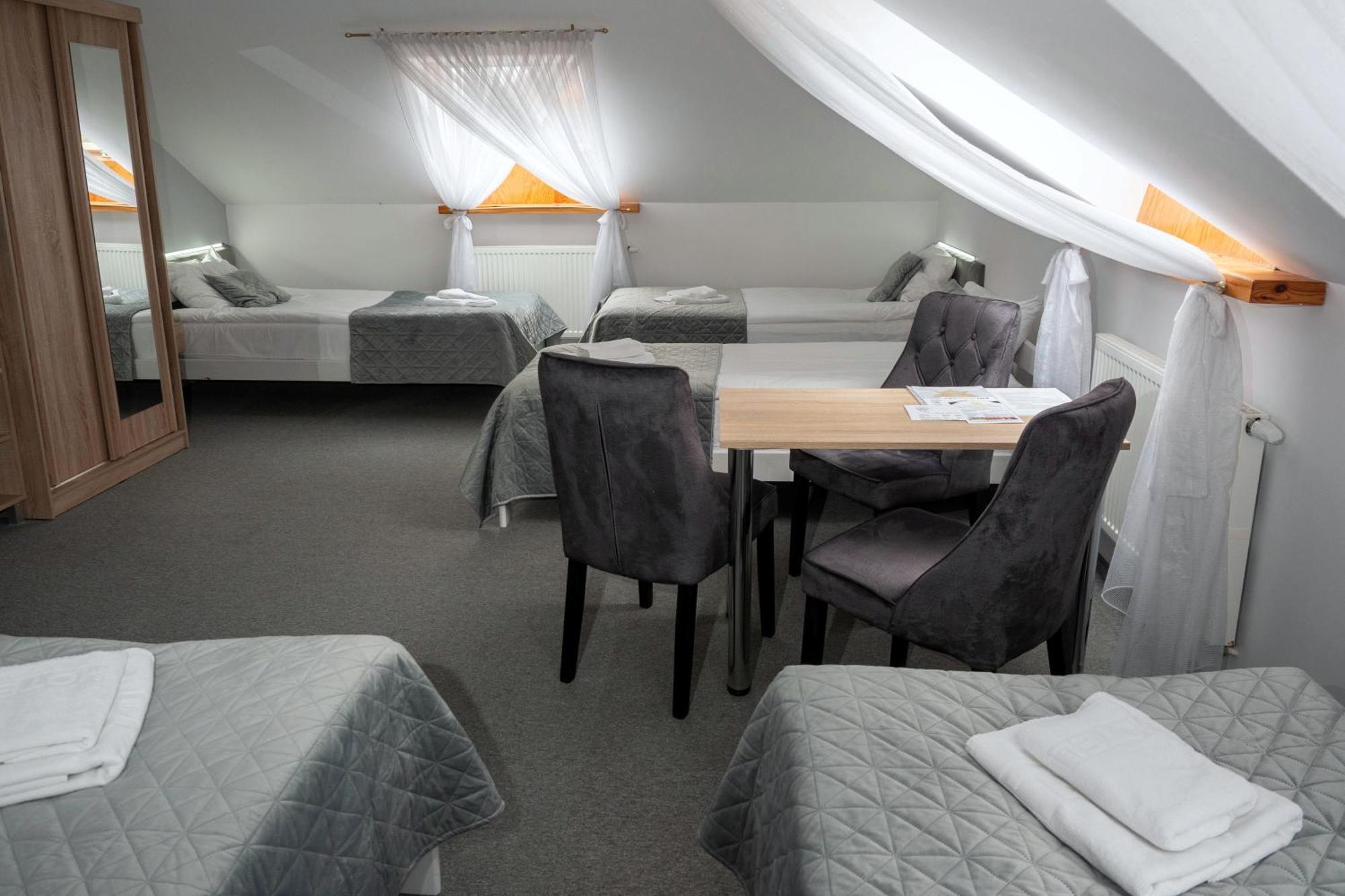 Perla Aparthotel เอากุสตูฟ ภายนอก รูปภาพ