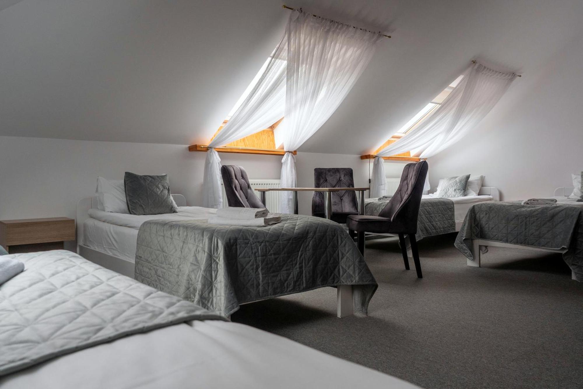 Perla Aparthotel เอากุสตูฟ ภายนอก รูปภาพ