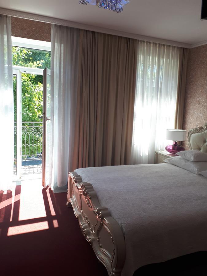 Perla Aparthotel เอากุสตูฟ ภายนอก รูปภาพ